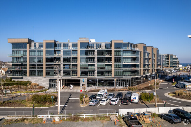 Foto del edificio - The Lofts Pier Village