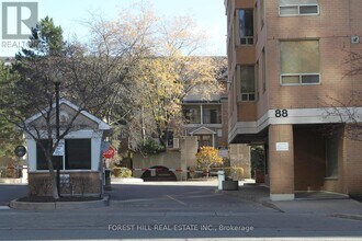 Building Photo - 88 Grandview Way