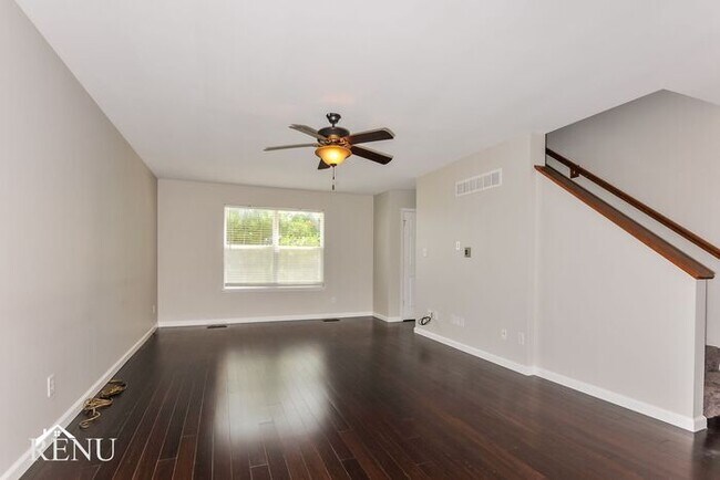 Building Photo - 346 Hunters Heights Dr