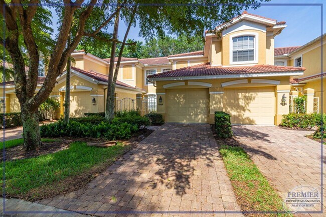 Foto del edificio - ***BRAND NEW WOOD-LIKE TILE RECENTLY INSTALLED***ACCESS TO PELICAN MARSH TENNIS/FITNESS CENTER***...