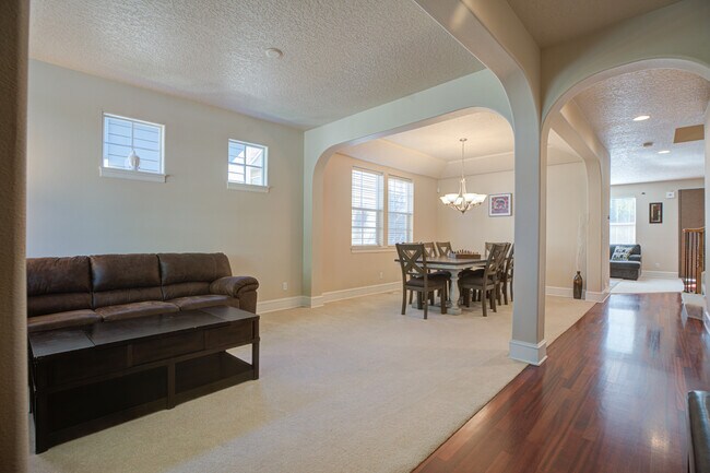 Building Photo - 4588 NW Corazon Terrace