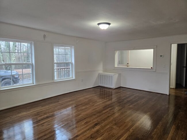 Building Photo - 130 Coin Ln