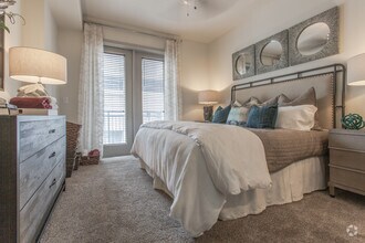 2 Br, Bedroom - 1414 Texas Downtown