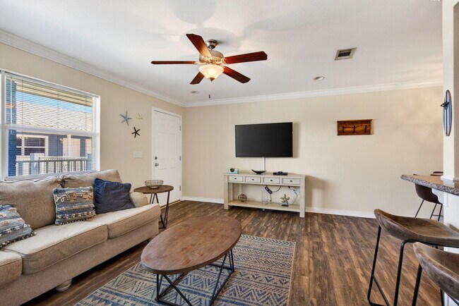 Building Photo - 1282 Beach Blvd