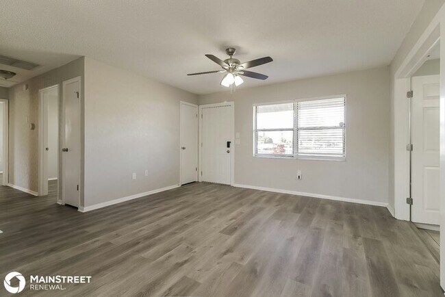 Foto del edificio - 13228 GRAND TERRACE, GRAND ISLAND, FL 32735