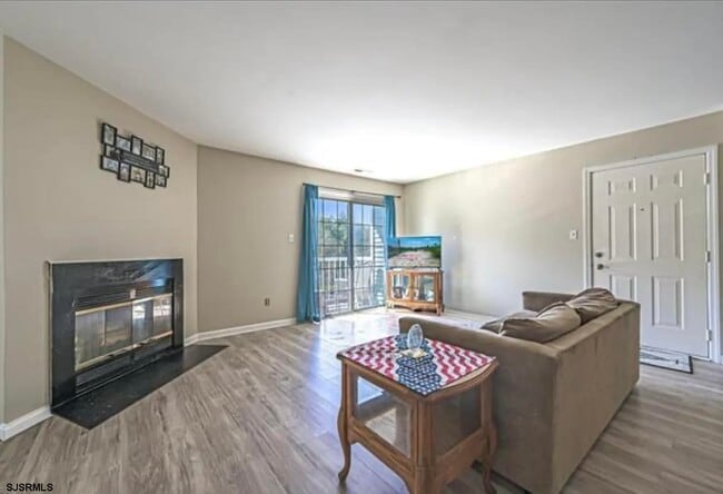 Foto del edificio - 281 Heather Croft