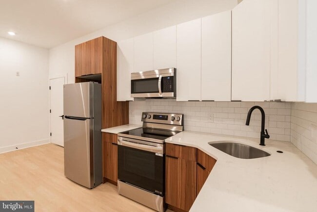 Foto del edificio - 4408 Lancaster Ave