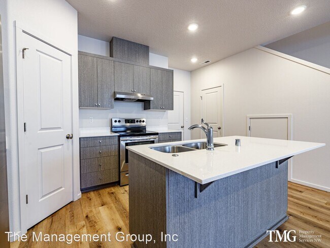 Foto del edificio - 3 br, 2.5 bath House - 3310 E 36th Court