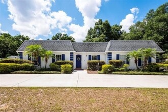 Building Photo - 619 E Lumsden Rd