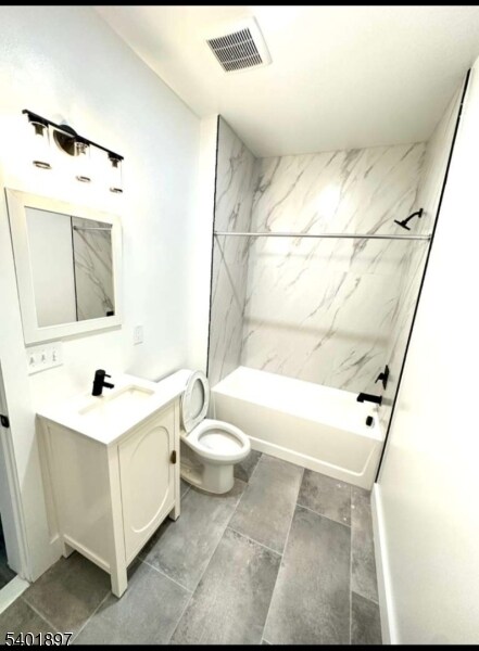 Foto del edificio - 131 Hedden Terrace