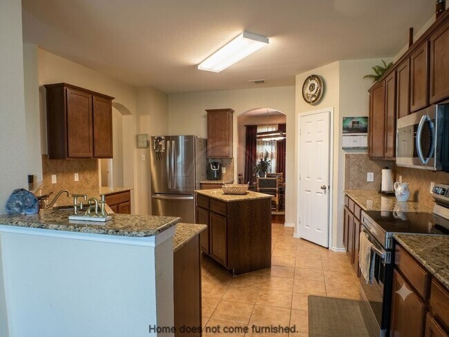Building Photo - 803 Snow Bird Dr