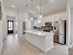 Building Photo - 21143 Austin Chalk Dr