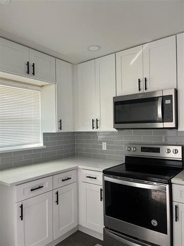 Foto del edificio - 15140 Oakwood Ln