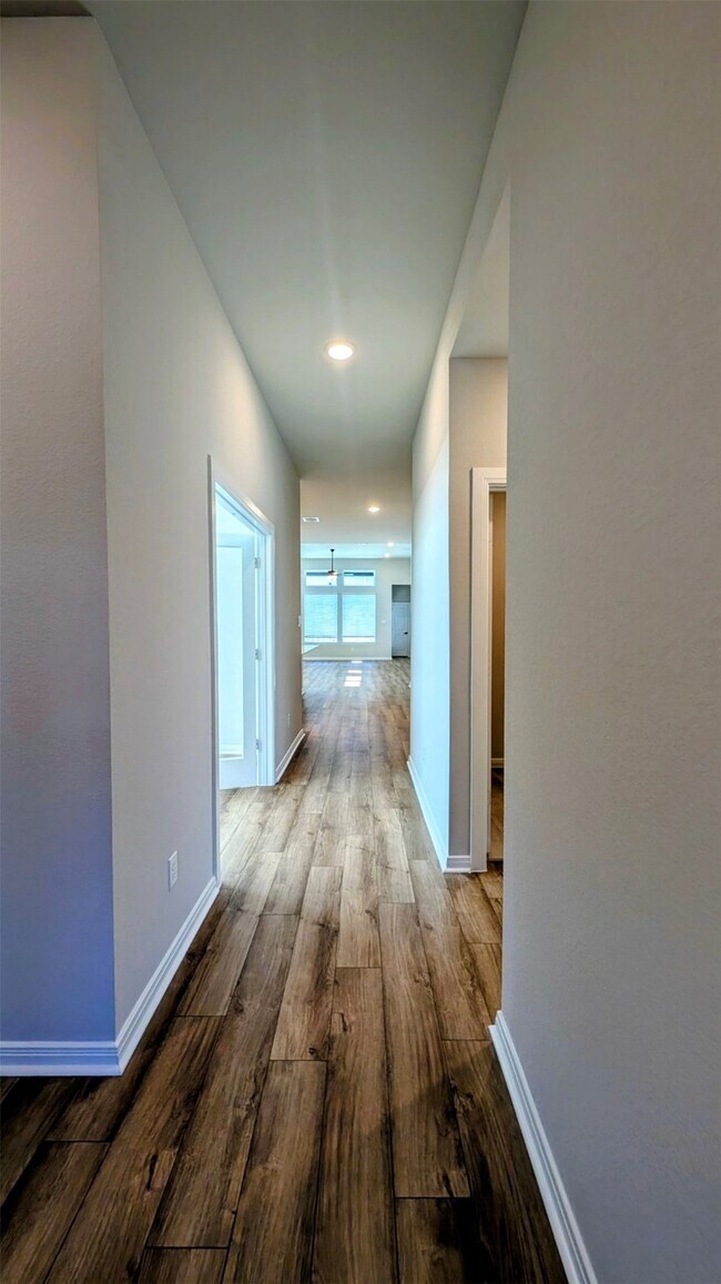 Foto del edificio - 31814 Blossom Ln