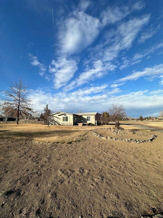 Building Photo - 62582 Eagle Rd