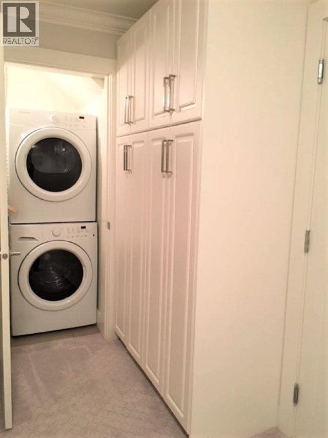 Photo du bâtiment - 422 6th St W