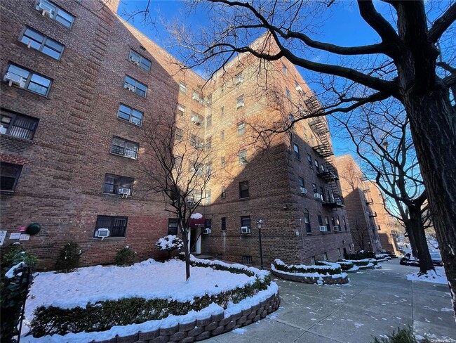 Building Photo - 102-45-102-67 67th Rd