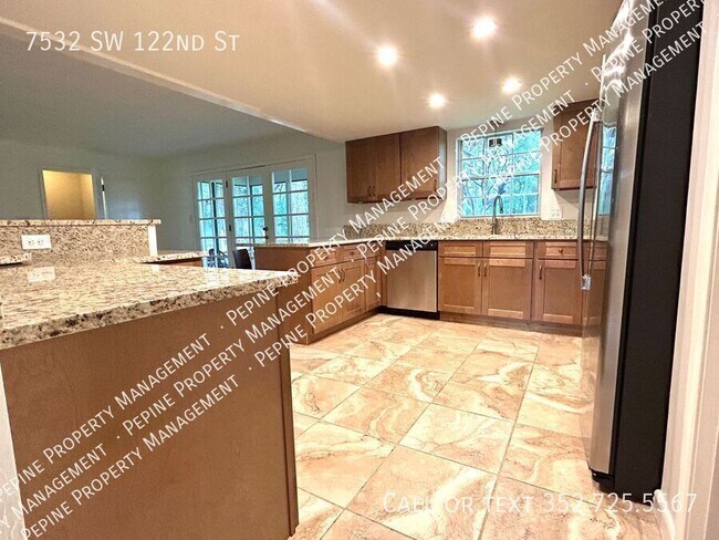 Foto del edificio - 7532 SW 122nd St