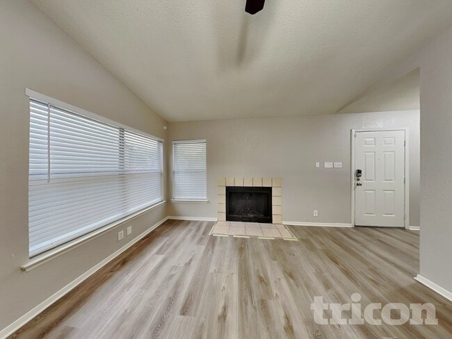 Building Photo - 9506 Sugarloaf Dr