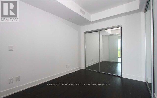 Photo du bâtiment - 3018 Yonge St