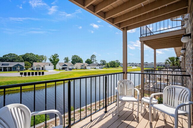 Foto del edificio - 208 Double Eagle Dr