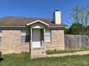 Building Photo - 104 Jim Cage Ln