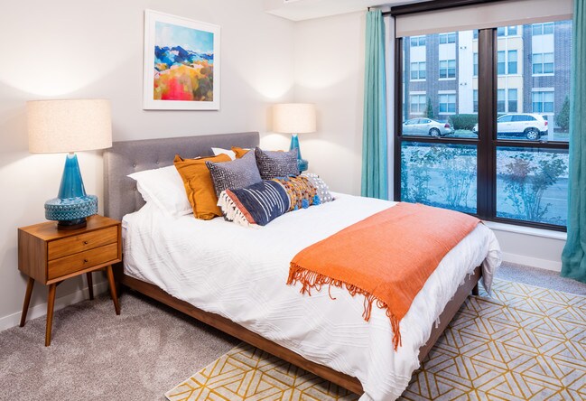 Dormitorio - Confluence on 3rd Apartments