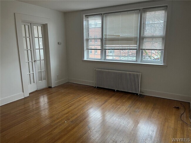 Foto del edificio - 19 Hodge Ave