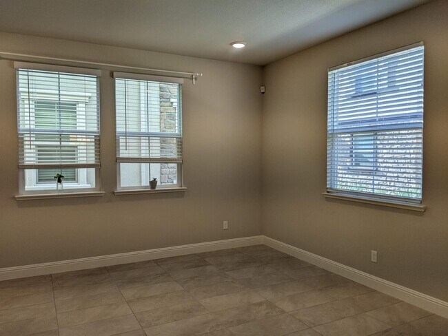 Foto del edificio - 10774 Portico Cir