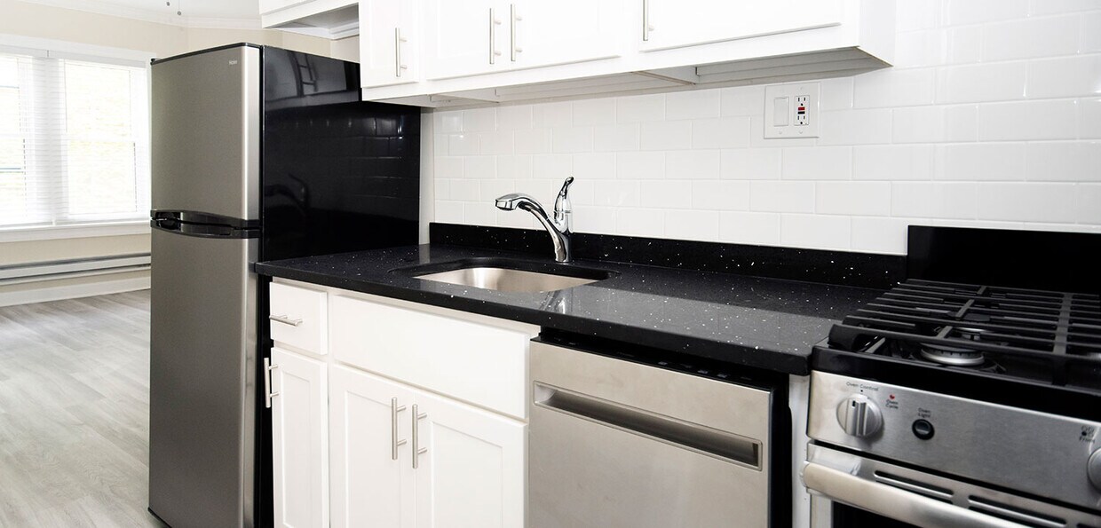 Foto principal - 648 W Roscoe St