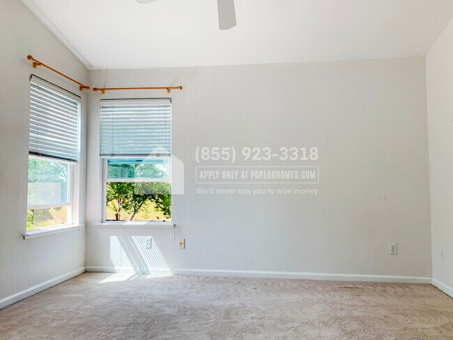 Building Photo - 1607 Pastal Way