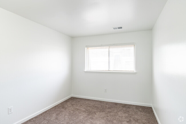 2HAB, 1BA - 950 ft² - Woodcrest Apartments