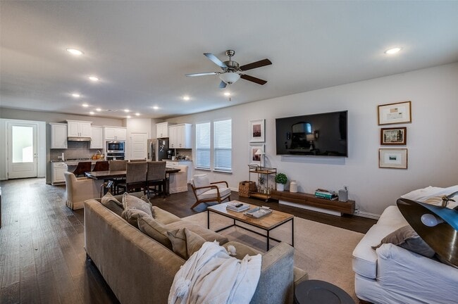 Photo - 3305 Ironstone Rd House