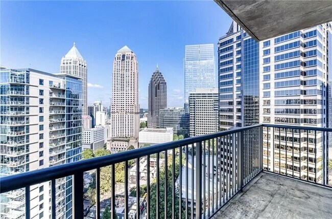 Foto del edificio - 1080 Peachtree St NE