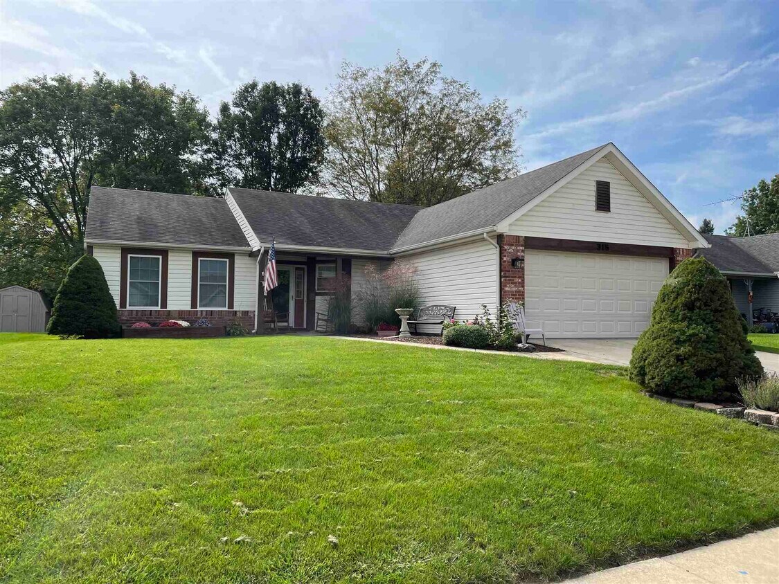 Primary Photo - 315 Cromwell Ct