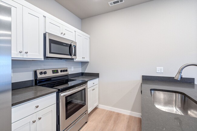 Foto del edificio - 276 N Hunter St-Lot 48 Farmington Hills