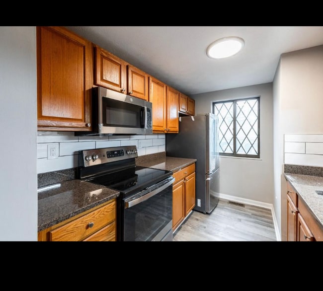 Building Photo - 339 Bexley Ct