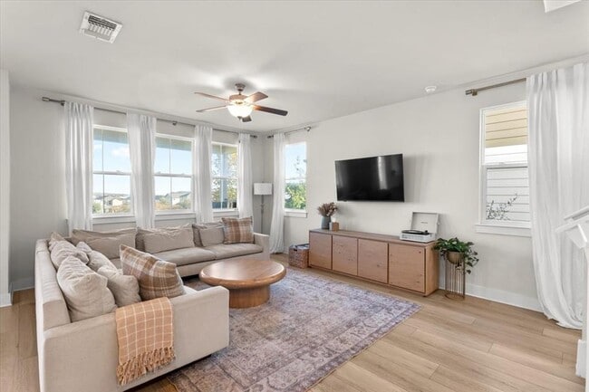 Building Photo - 7210 Travertine Spring Dr