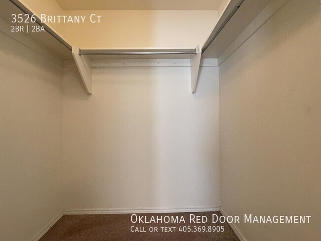 Foto del edificio - 3526 Brittany Ct
