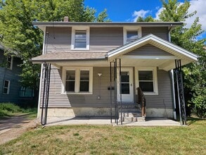 Building Photo - 561 Cole Ave