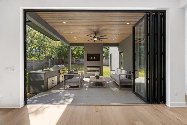 Foto del edificio - 2905 Westhill Dr