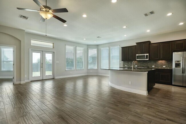 Building Photo - 108 Coral Bean Way