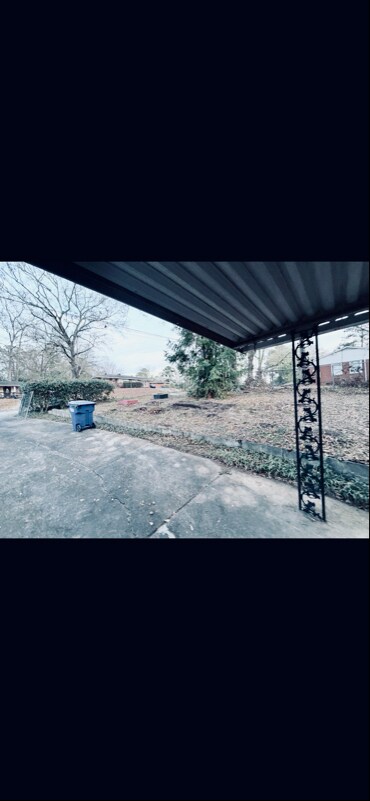 Foto del edificio - 4222 Yates Dr