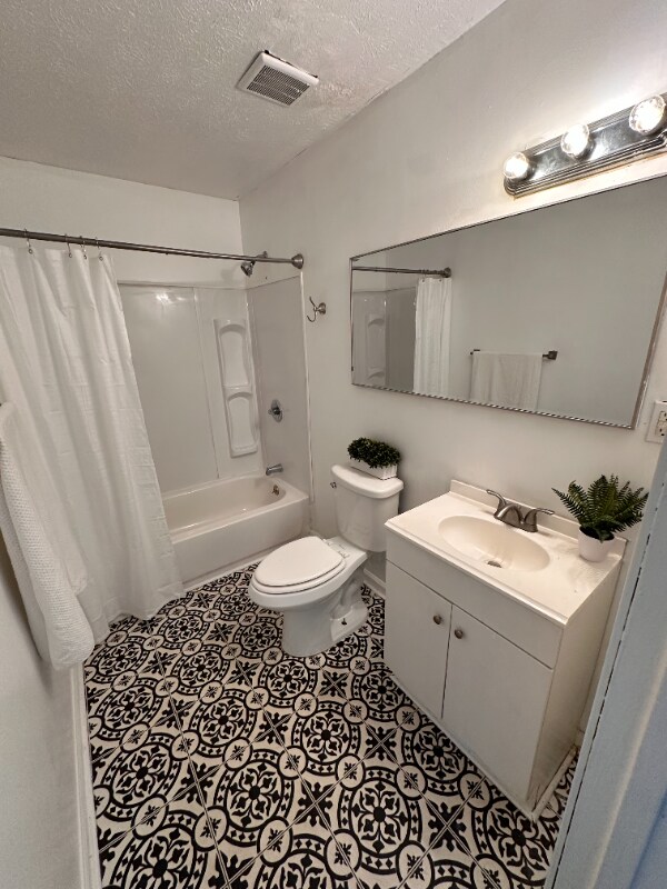 Foto del edificio - 2872 Harris St