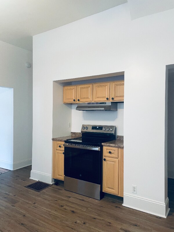 Foto del edificio - 219 W 15th St