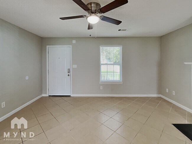 Building Photo - 3668 Jervis Ct