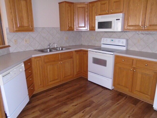 Foto del edificio - 2717 Kirkwood Dr