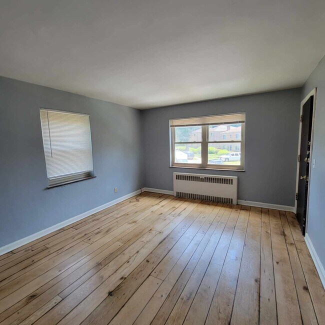 Foto del edificio - 1102 Egan Ct