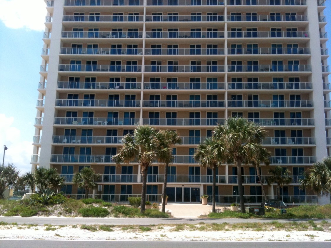 edificio principal - 330 Fort Pickens Rd