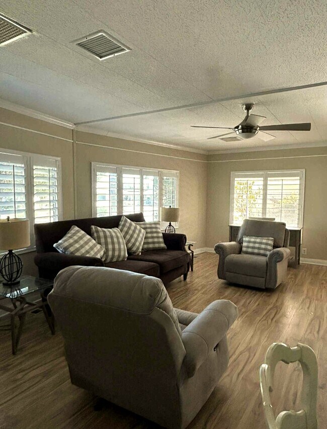 Foto del edificio - 39281 Palm Greens Pkwy